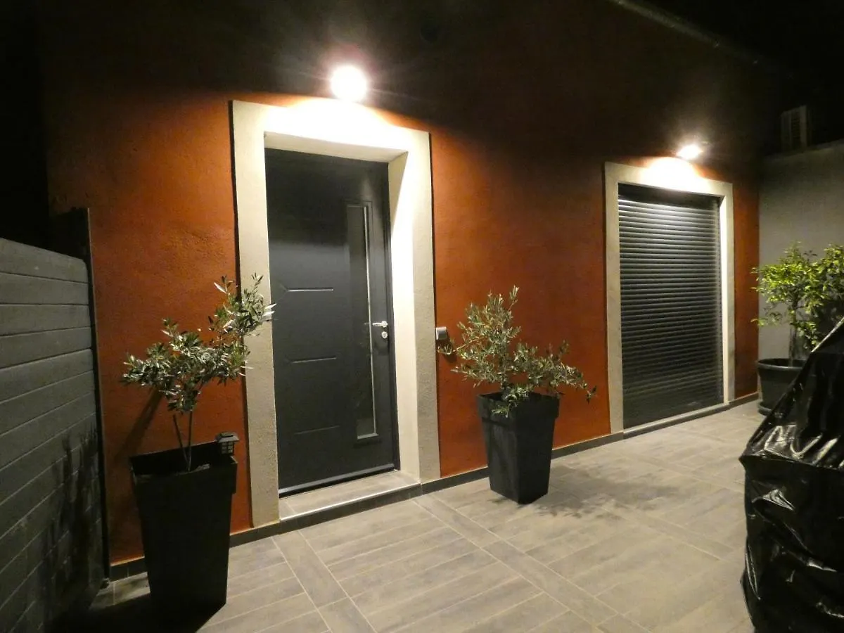 L'Escale D'Aubagne Villa 0*, Aubagne